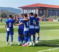巴里特大获胜利，提升领先优势