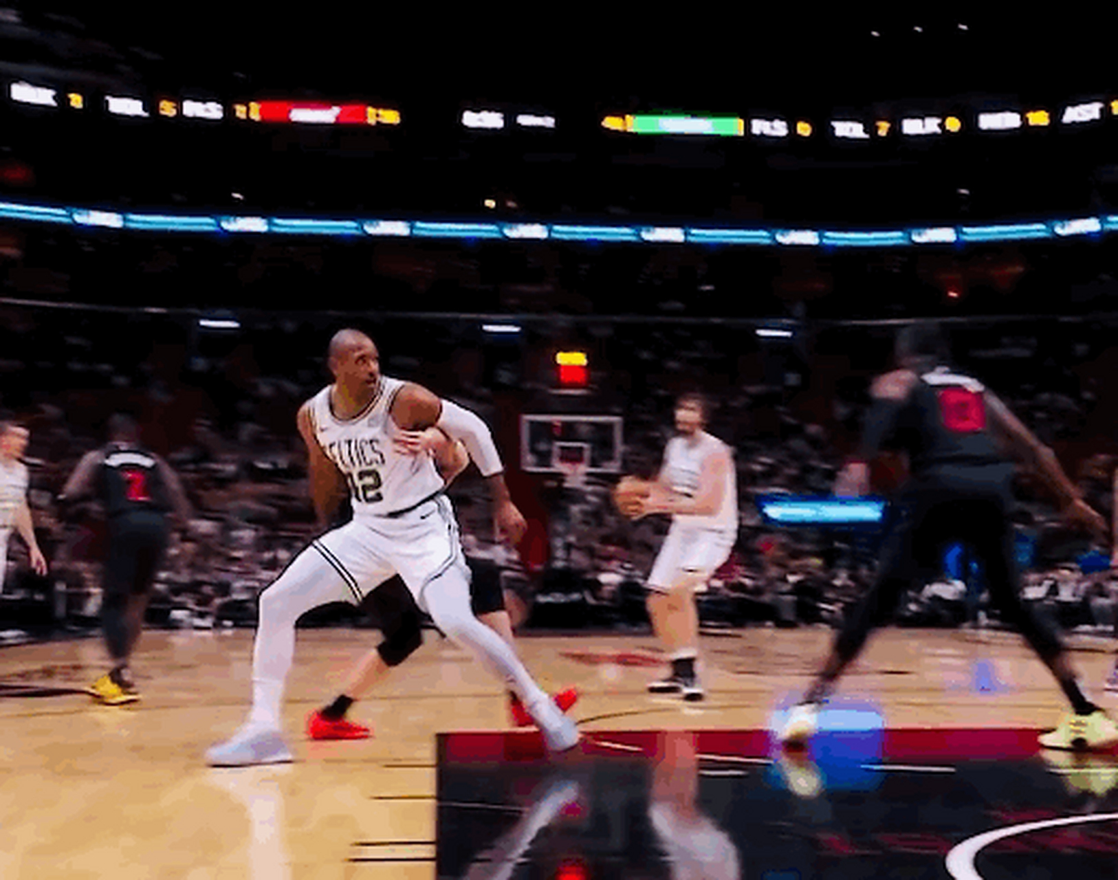 波尔津吉斯全场+率猛龙击败凯尔特人 波尔津吉斯全场+率猛龙击败凯尔特人