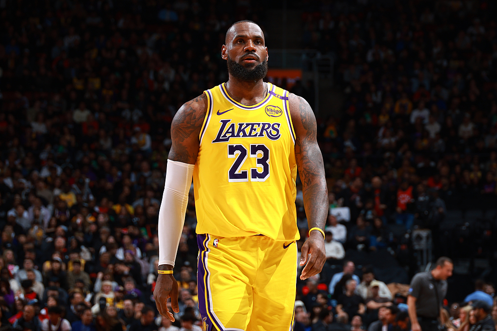 开云体育官方网站-包含NBA比赛：湖人队大胜猛龙队的词条