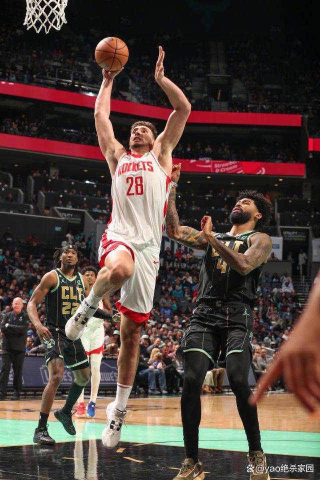 关于黄蜂队签下火箭队后卫,意图提升外线进攻的信息 关于黄蜂队签下火箭队后卫,意图提升外线进攻的信息