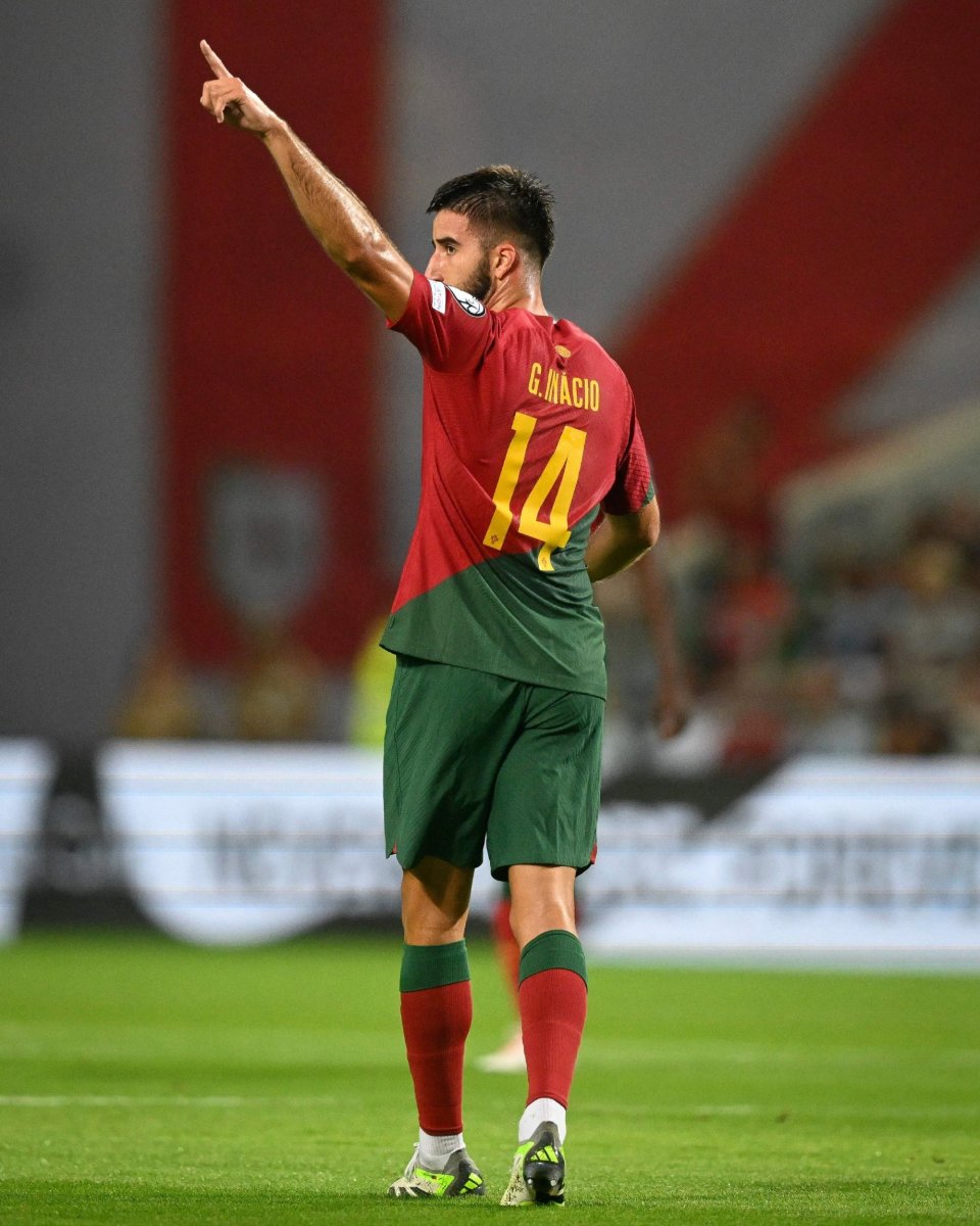 开云下载-葡萄牙客场横扫卢森堡，提前锁定欧预赛出线资格