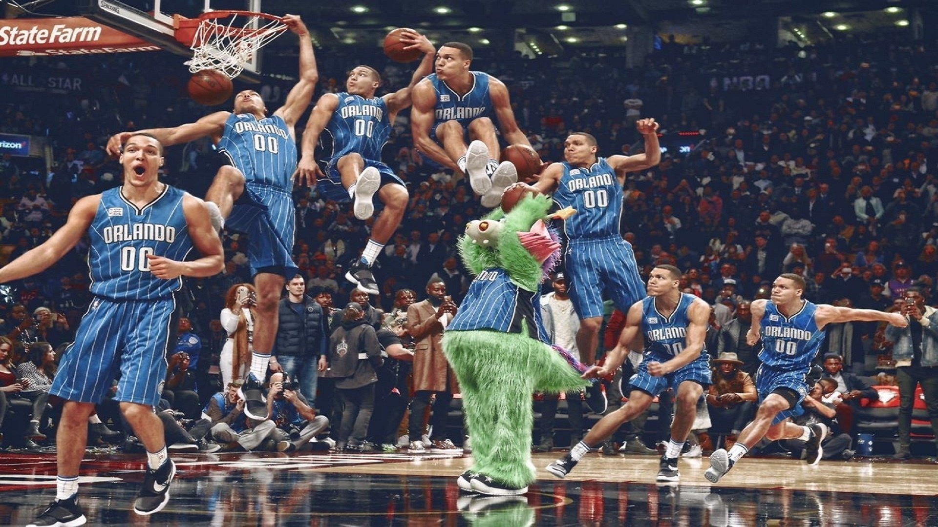 数字幽灵撕裂夜空，布克63分下的深圳鏖战