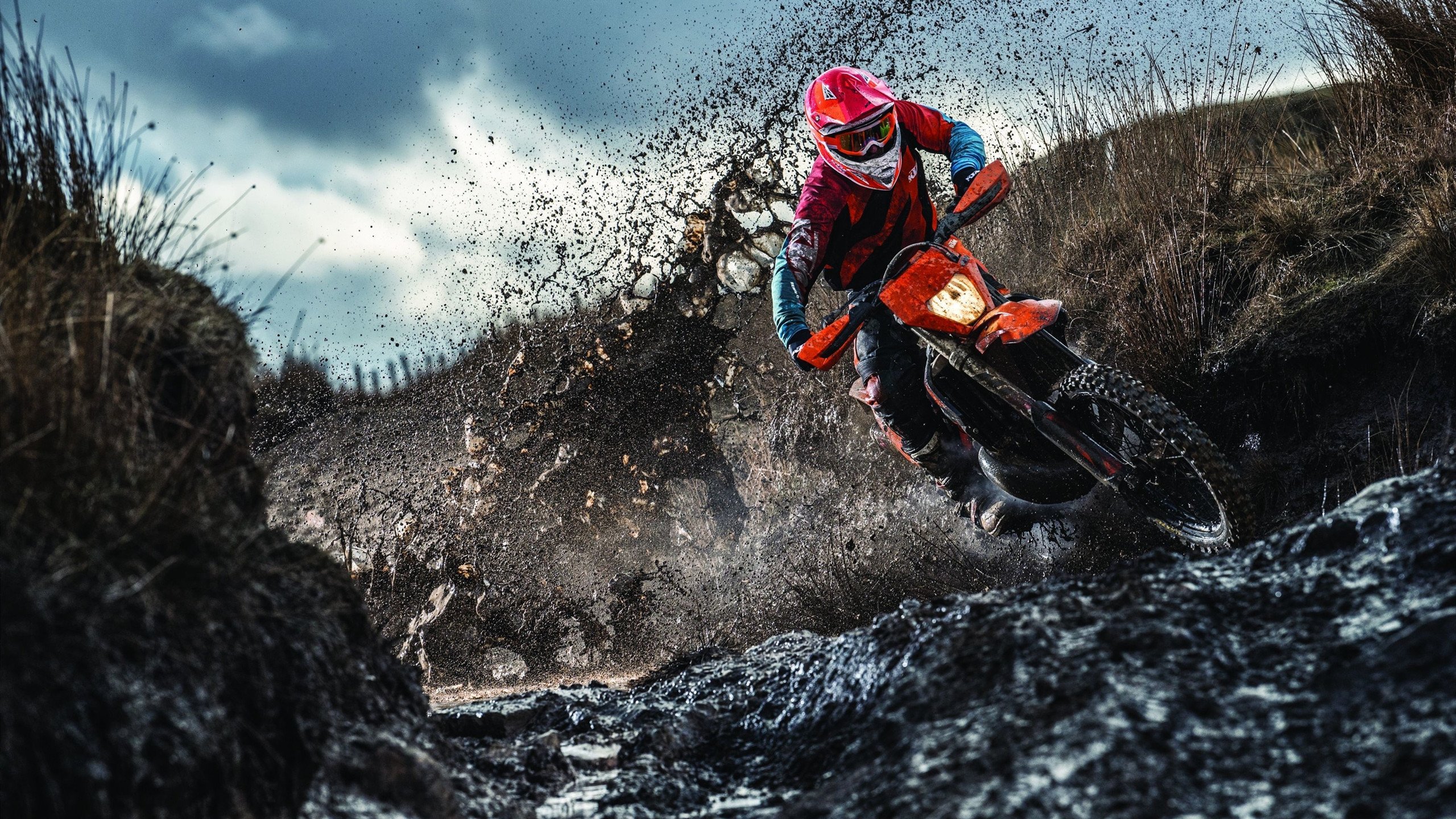 开云下载-羽球风暴，团队铁壁与单打艺术的冰火交响