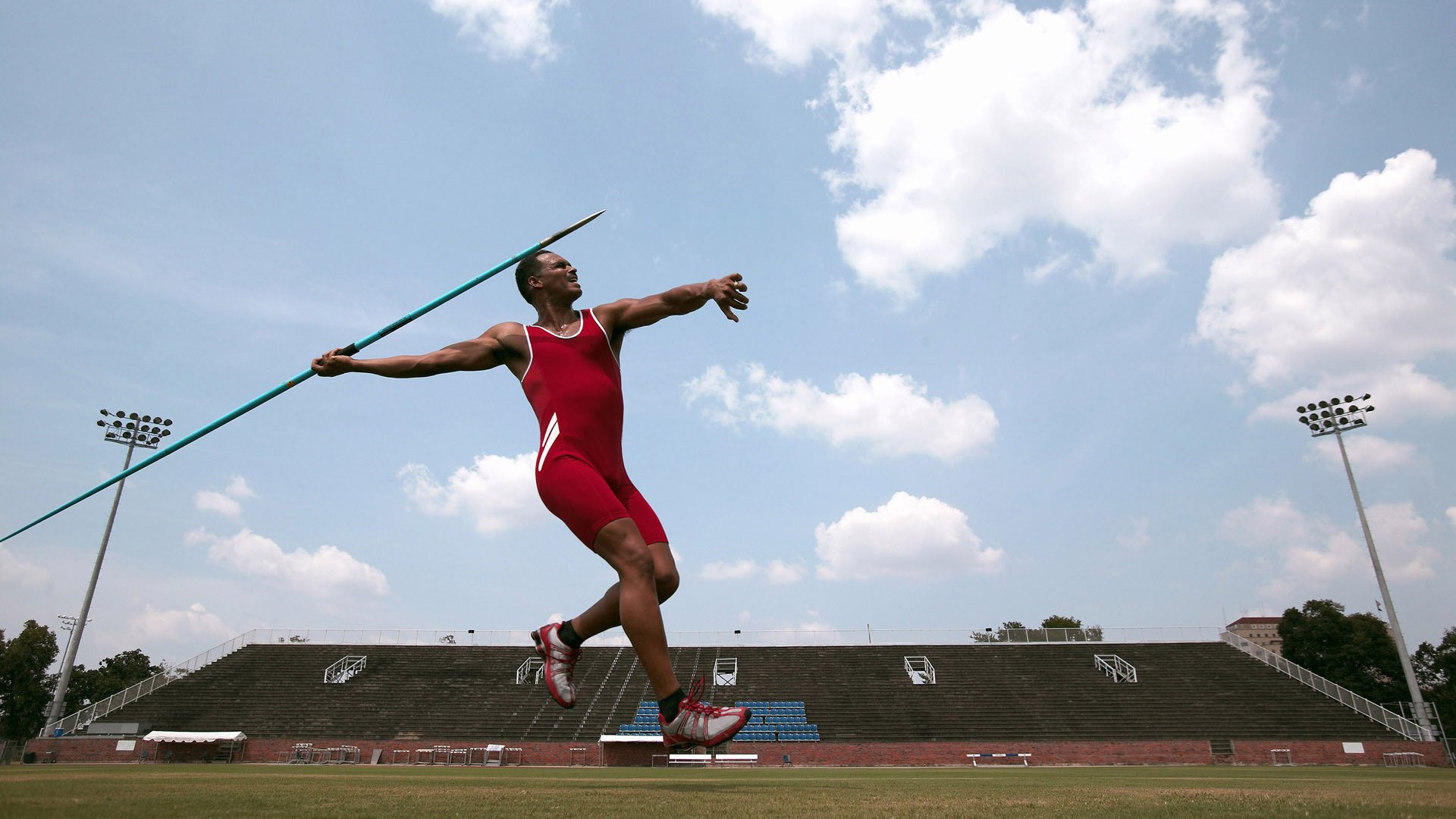 羽球风暴，团队铁壁与单打艺术的冰火交响